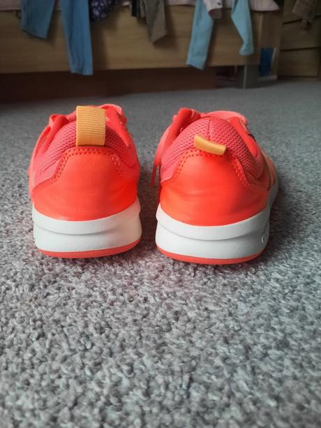 Tenisky neonove, adidas,36