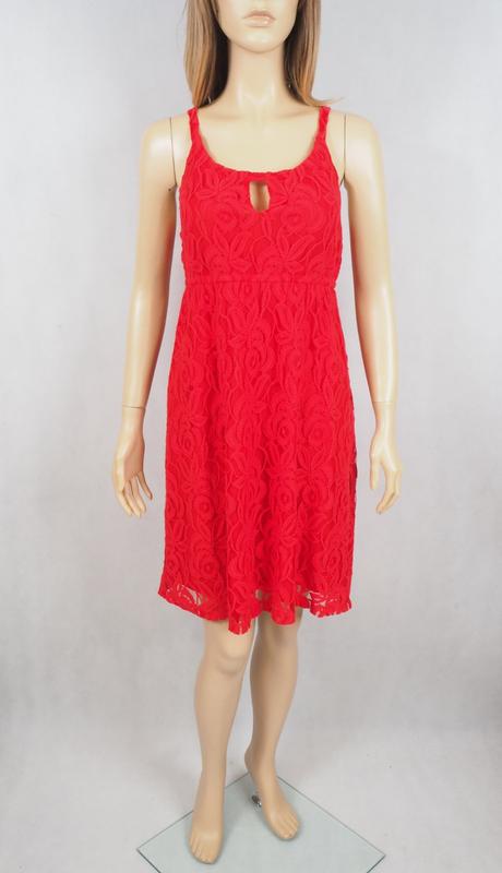 Kvalitné čipkované šaty ann taylor, s