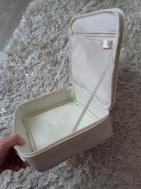 Kozmeticka taska escada, 