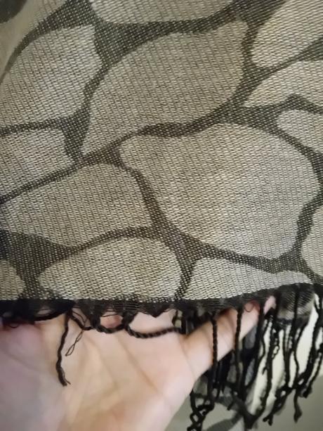 Hnedobéžová šatka, 