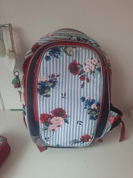 Skolsky batoh s peracnikom, 