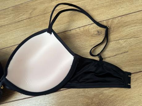 Victoria secret push up, victoria's secret,70d