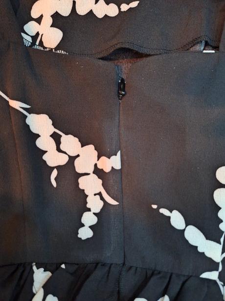 Príležitostný overal, m