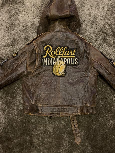 Frsjerská kožená bunda, 116