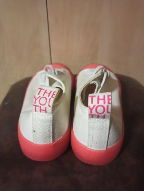 Neónové plátenky, reserved,32