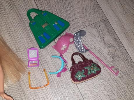 Doplnky pre barbie 3,
