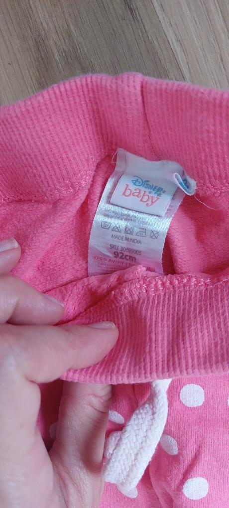 Tepláčiky, disney,92