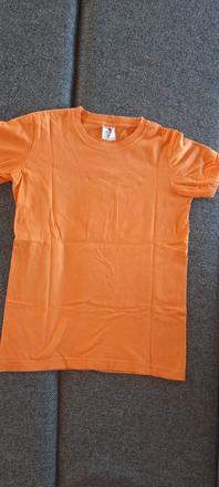 Oranžové tričko, 152
