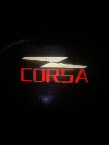 Projektory svetlá do dverí do auta s logom,