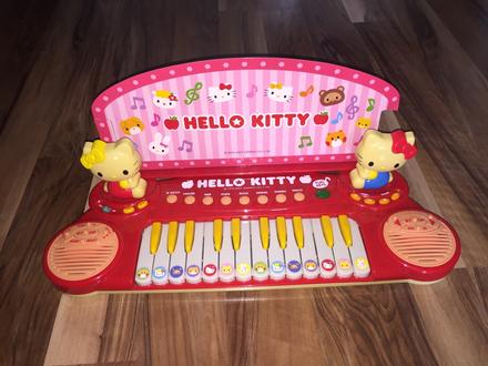 Piano hello kitty, 