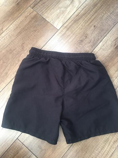 Detské kraťasy, 128