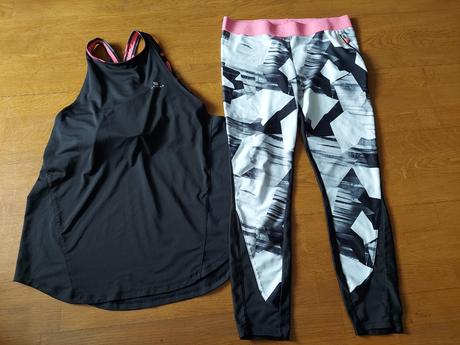 Bežecké oblečenie, m