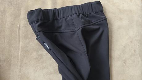 Softshellove nohavice reima veľ.122 top stav, reima,122