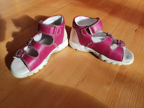 Ružové celokožené sandálky boots4u, 29