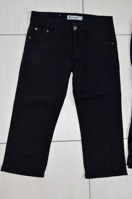 Čierne 3/4 nohavice, 28