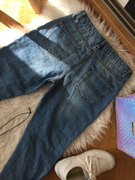 Perlickove potrhane rifle, calzedonia,xs