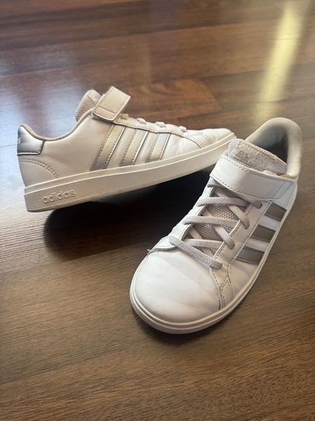 Botasky adidas, adidas,32
