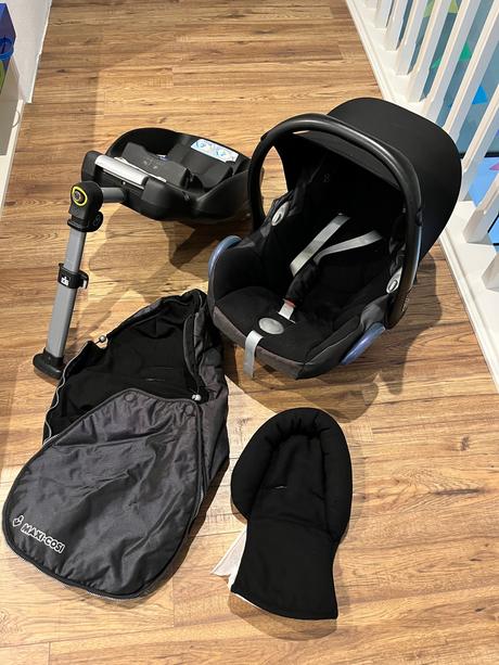 Maxi cosi vajičko + báza + zimny fusak, maxi cosi