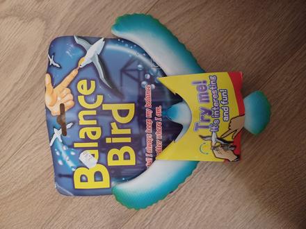 Balancujúci vtáčik, 