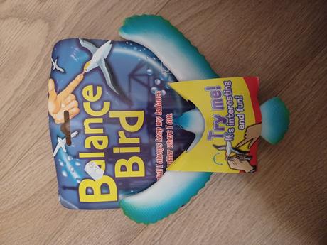 Balancujúci vtáčik, 