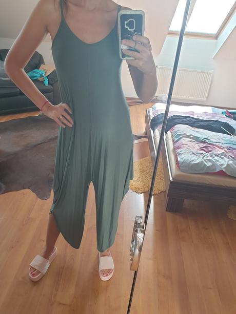 Overal rozne farby, s