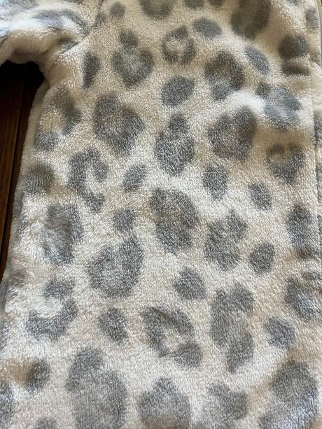 Teplé chlpaté pyžamko s kapucňou, f&f,128