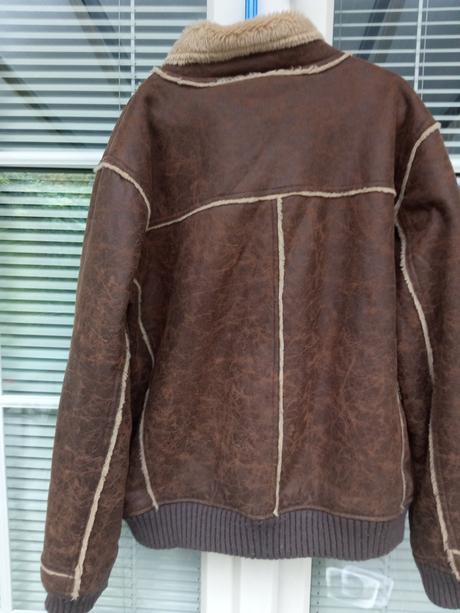 Kožušinová bunda, kenvelo,158