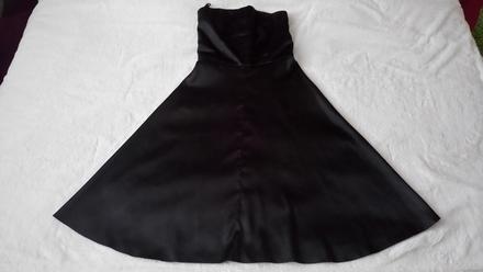 Spoločenské šaty, 38