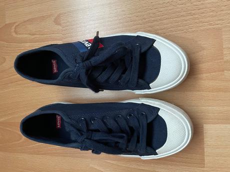 Tenisky, levis,37