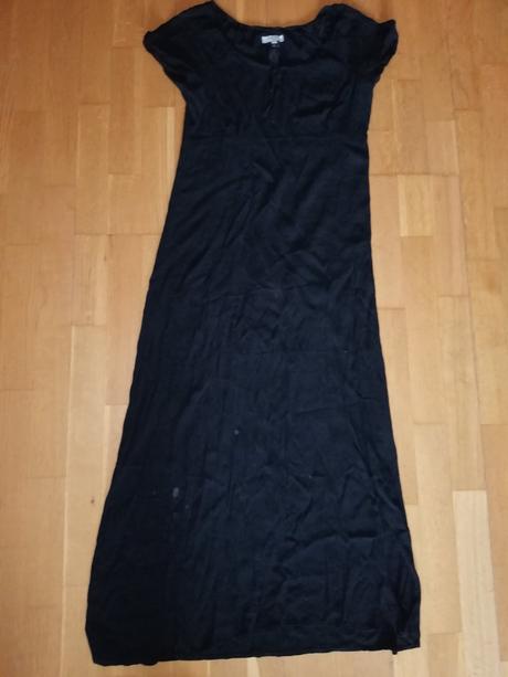 Dlhé čierne jednoduché šaty, 38