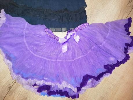 Šaty benetton, tutu knit, šortky lisa rose, 104–116