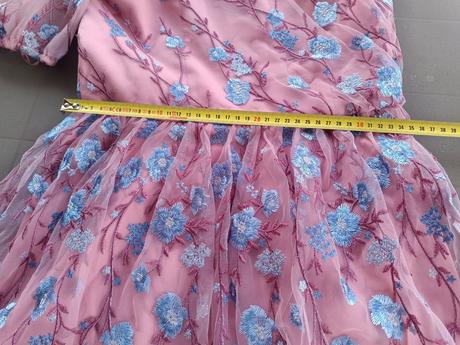 Spoločenské šaty, 38