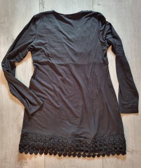 Šaty s čipkou č.38, 38