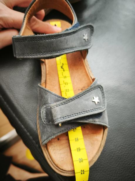 Kožené kvalitné sandálky, primigi,33