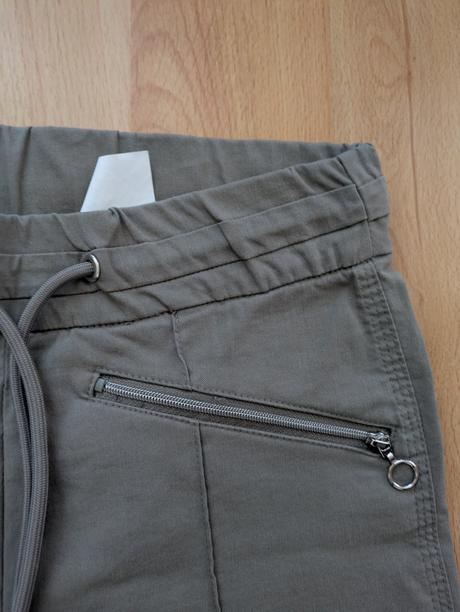 Hnedé elastické nohavice c&a s, c&a,s