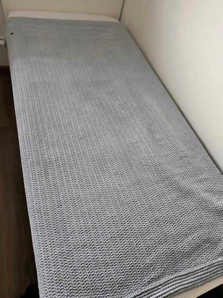 Puff deka bledošedomodrá, 