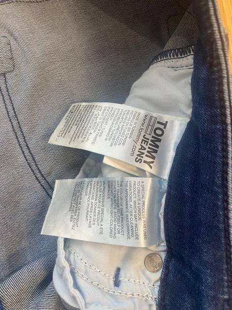 Rifle tommy hilfiger tommy jeans nove, tommy hilfiger,32