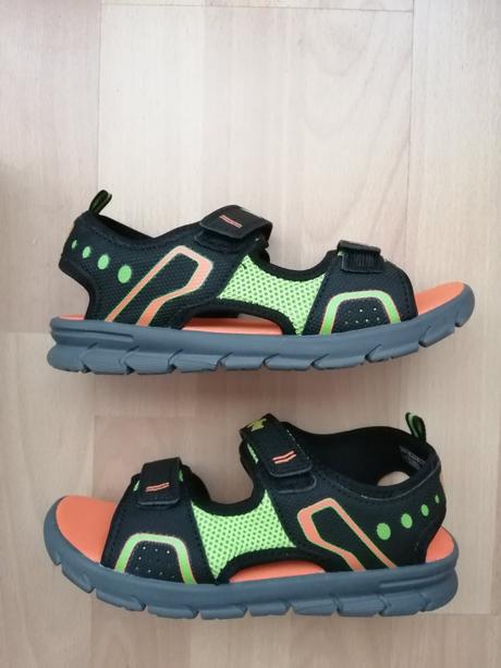 Sandalky, deichmann,34