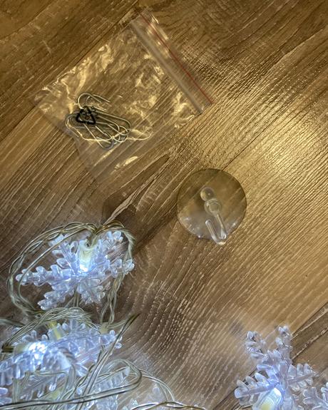 Vianočné svetielka záves s vločkami, 