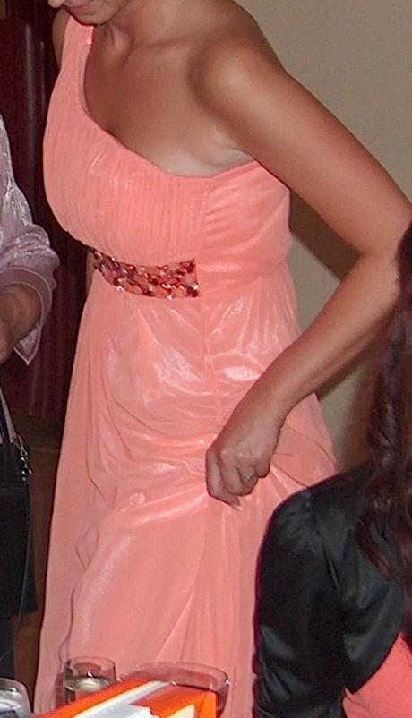 Spolocenske saty, 36