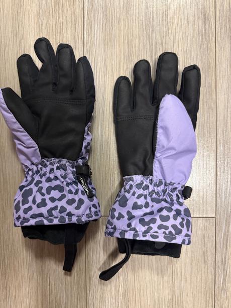 4f lyžiarska súprava-bunda,otepľovačky,rukavice, 122