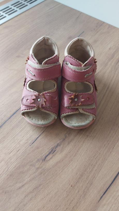 Kozene sandalky zn. kornecki, velk. 24, kornecki,24