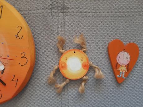 Hodinky-ručná práca., 