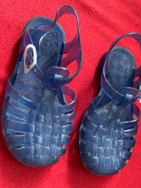 Gumené sandálky, 25