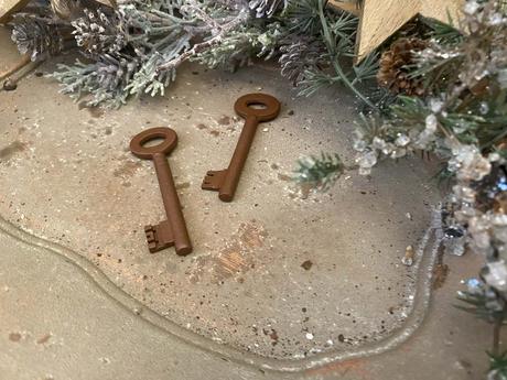 Kovové kľúče v hrdzavom odtieni 2 ks ( sada ), 