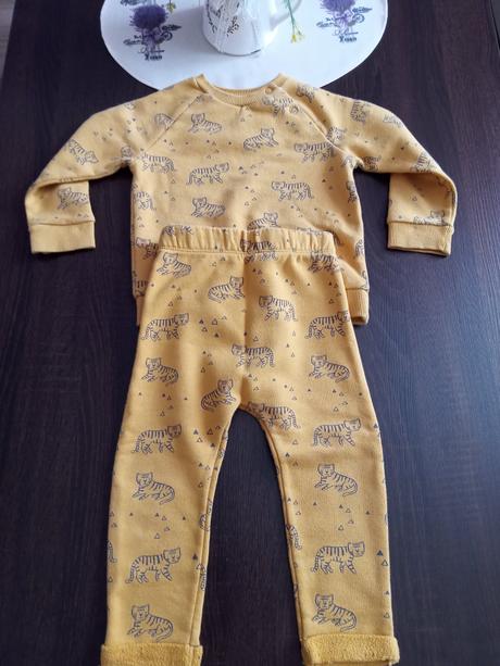 Tepláková súprava, 92