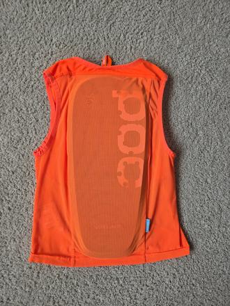 Chránič chrbtice poc, m