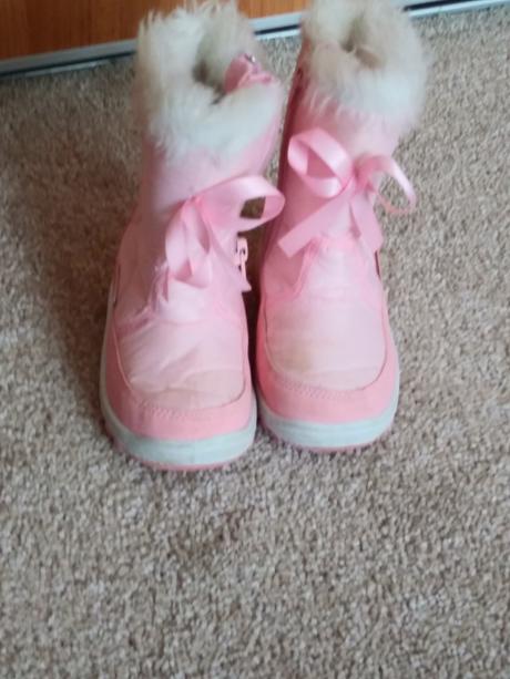 Snehule, deichmann,24