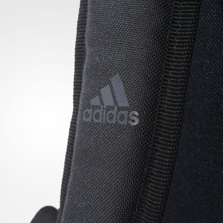 Ruksak adidas - menší 17 10493 b+n,