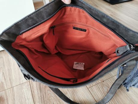 Kabelka zo strapcami, david jones